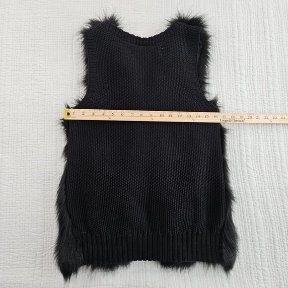 Sebby Collection Women's Medium M Black Faux Fur Sweater Vest EUC RN# 131159 - Picture 9 of 16